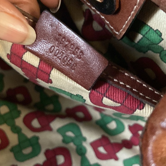 Gucci Guccissima Leather Tote - Picture 9 of 16